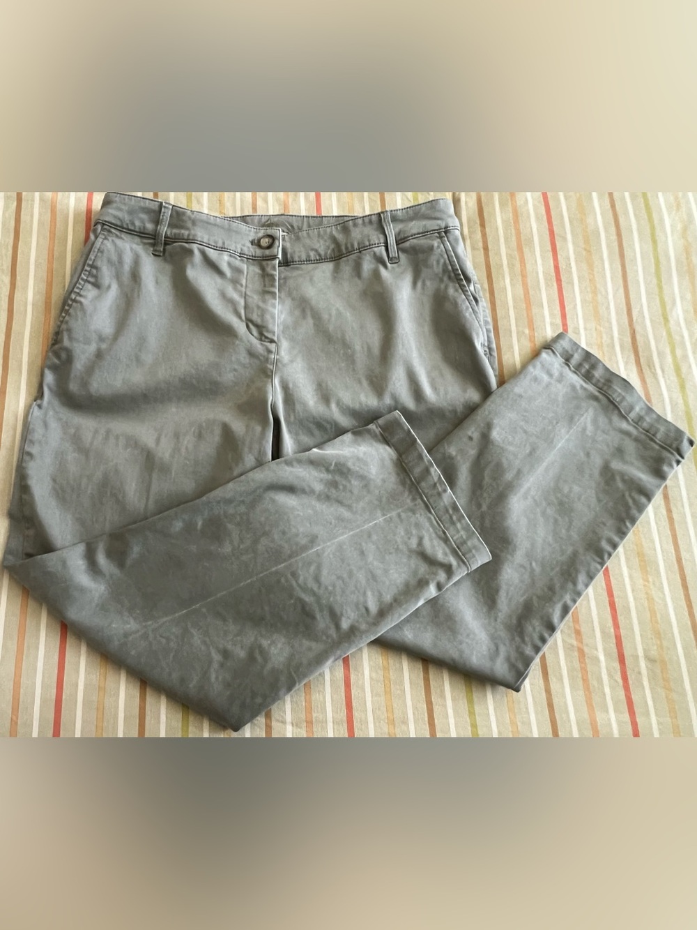 Tommy Bahama Crop Khakis